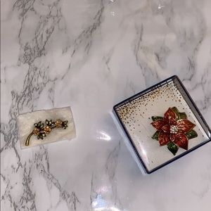 2 piece brooch bundle